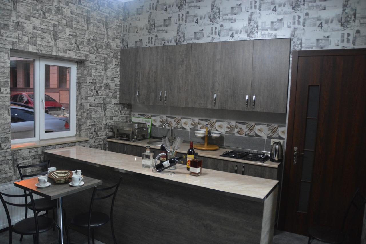 City Hotel Тбилиси Экстерьер фото