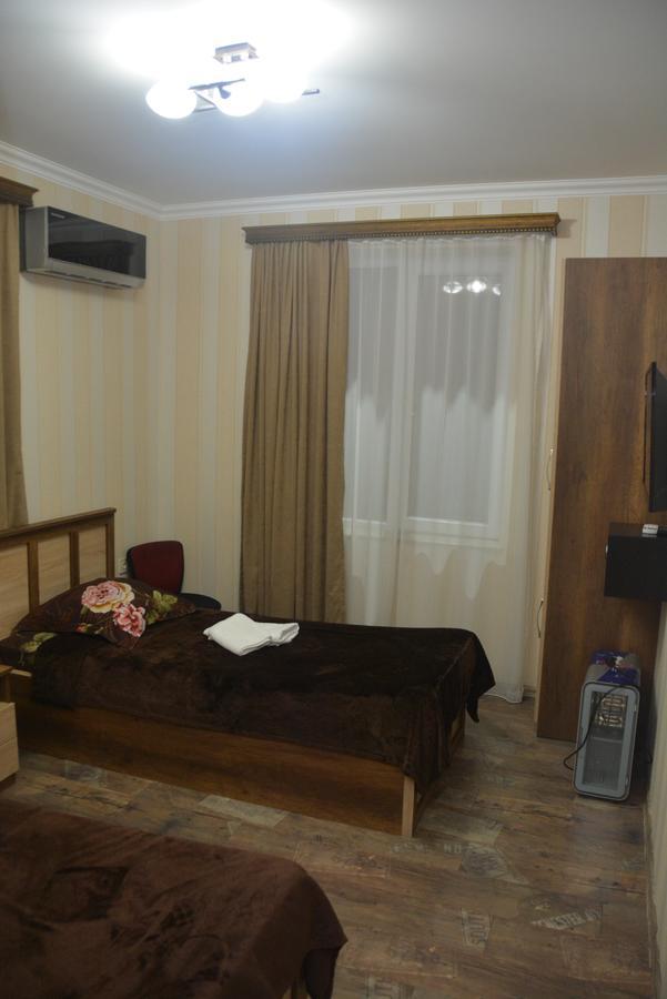 City Hotel Тбилиси Экстерьер фото