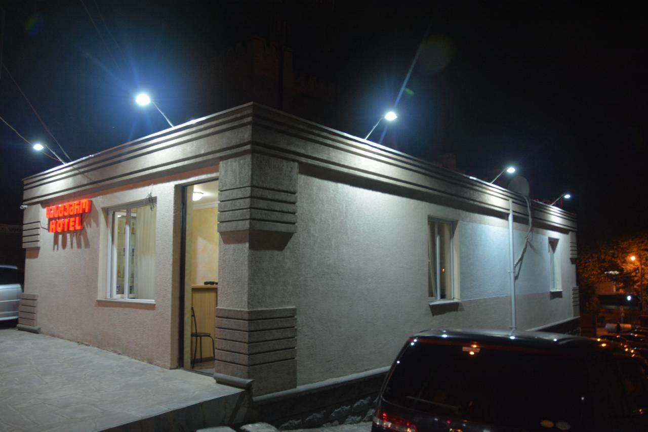 City Hotel Тбилиси Экстерьер фото