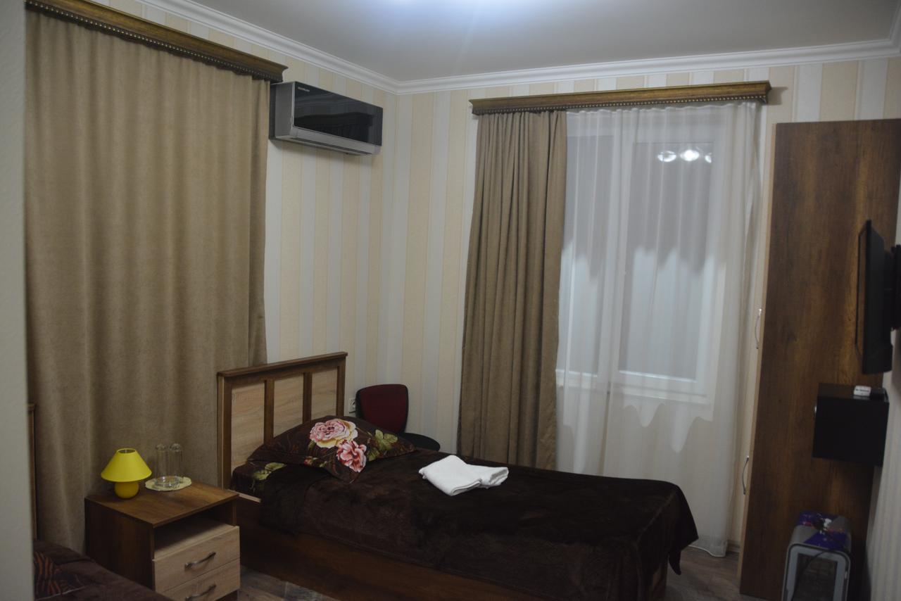 City Hotel Тбилиси Экстерьер фото